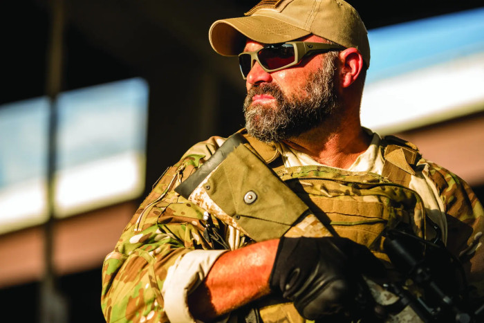 Захисні окуляри Venture Gear Tactical OverWatch Green (forest gray) Anti-Fog, чорно-зелені  в зеленій оправі 