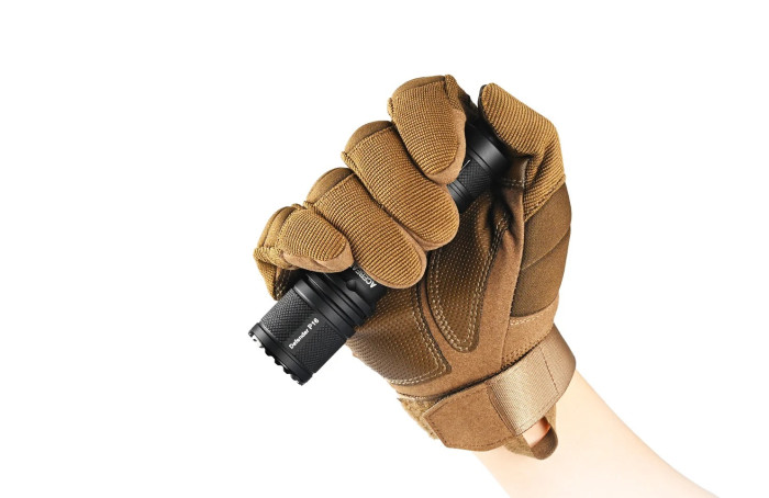 Ліхтар ручний AceBeam P16, чорний 