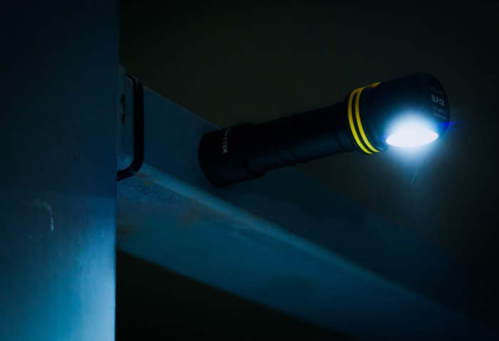 Ліхтар Armytek Elf C2 Micro USB+18650 LH351D White (холодне світло) 