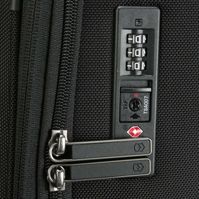 Чемодан на 4 колесах Victorinox Werks Traveler 6.0/Black L 104 л (Vt605411) 