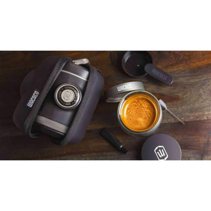 Набір для кави Wacaco Picopresso: еспресо-кавоварка, чохли та стенд-підставка 
