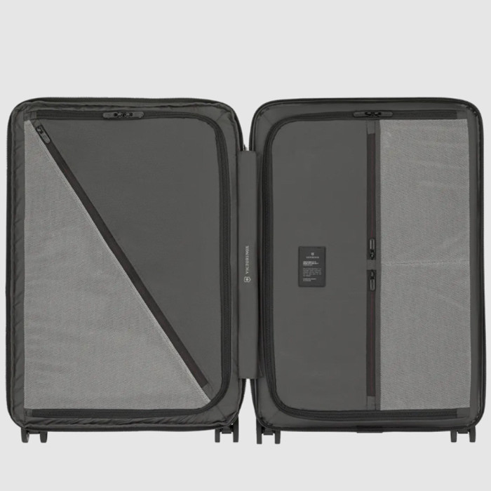 Валіза Victorinox AIROX Advanced Black Середня 
