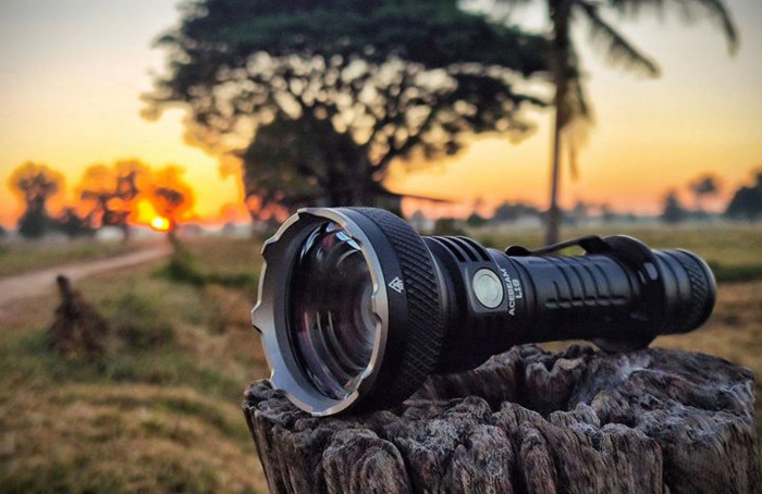 Ліхтар тактичний AceBeam L18 