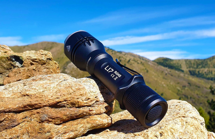 Ліхтар тактичний AceBeam L17 