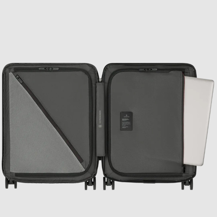 Валіза Victorinox AIROX Advanced Storm Маленька 