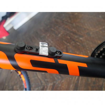 Магнітний адаптер під флягу XLC Drinking bottle adapter WB-K04 /WB-X04