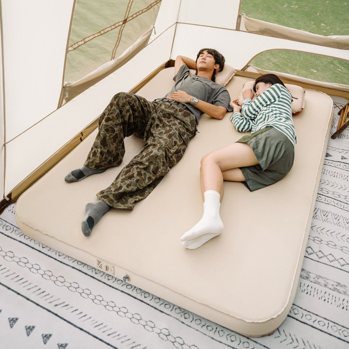 Матрац самонадувний 11 см подвійний із вбудованою помпою Naturehike CNH23DZ10002, бежевий 