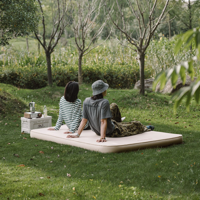 Матрац самонадувний 11 см подвійний із вбудованою помпою Naturehike CNH23DZ10002, бежевий 