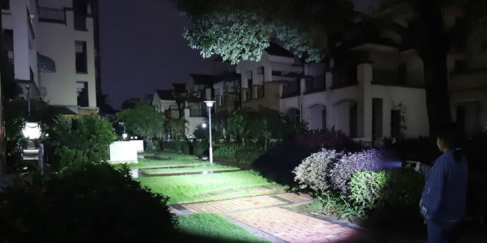 Ліхтар Convoy M3 XHP70. 2 6500K 