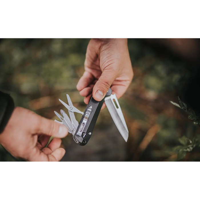 Ніж-мультитул Leatherman Free K4 Gray 