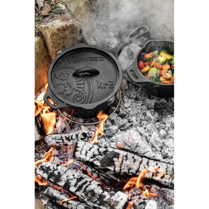 Кастрюля чугунная Petromax Cast-iron Saucepan with Lid 2 л  