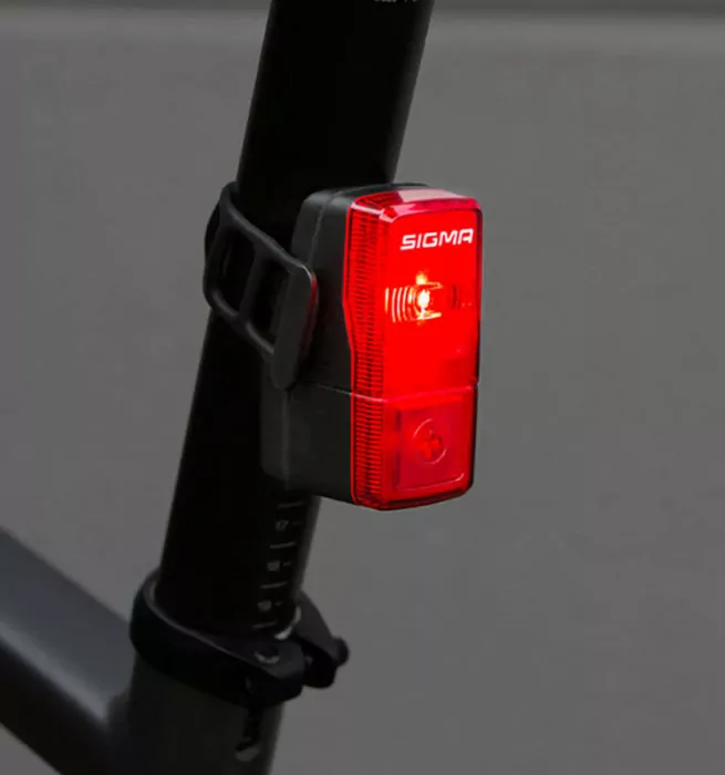 Велофонарь Sigma Sport Cubic Flash (15915)  