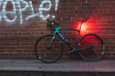 Мигалка задняя Knog Mid Cobber Rear 170 Lumens  