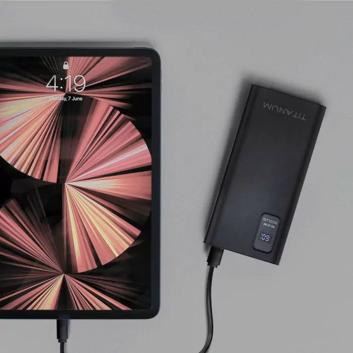 Повербанк TITANUM 728S 30000mAh 22.5W Black  