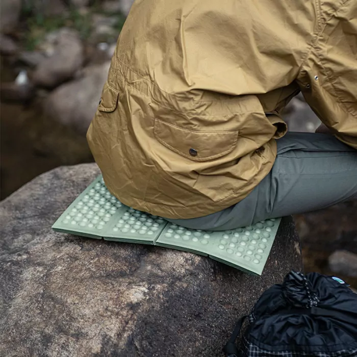 Сидушка складная XPE с чехлом Naturehike NH20PJ025, 15 мм, темно-зеленый  
