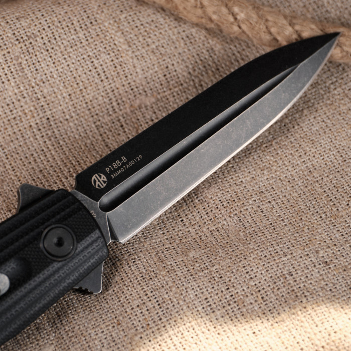 Нож складной Ruike P188-B  