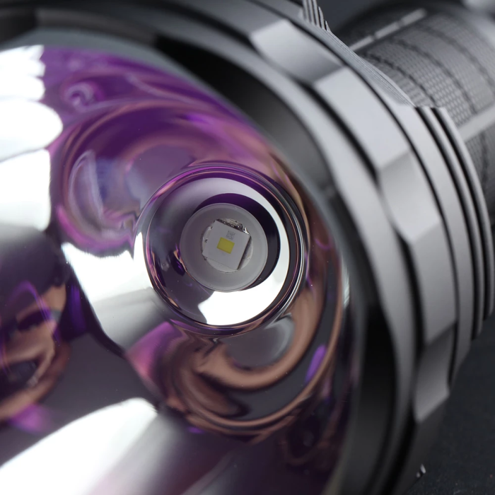 Туристический фонарь Convoy L21A OSRAM CULPM1.TG, 2300 люмен  