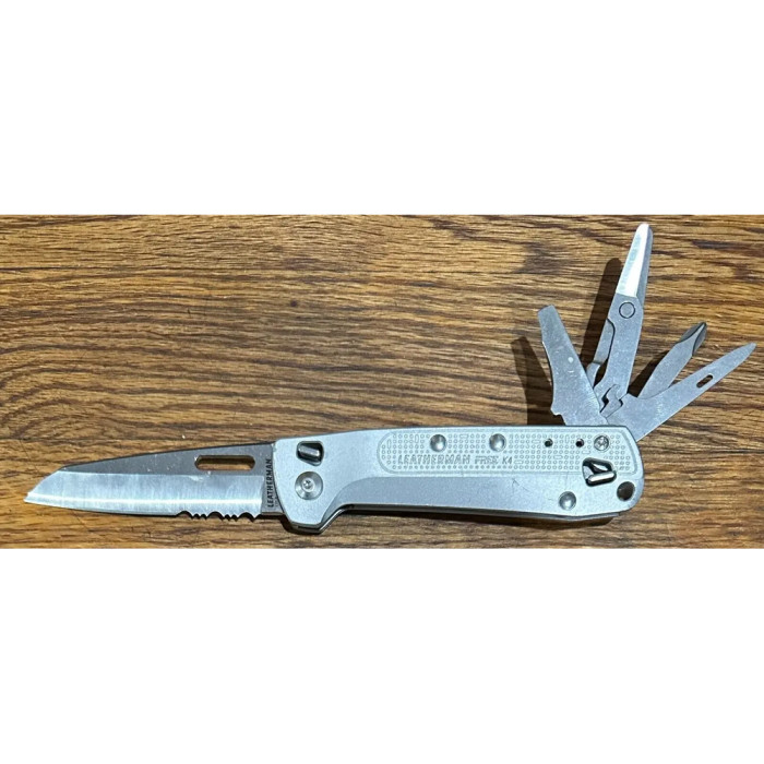Нож-мультитул Leatherman Free K4x Silver (832662)  