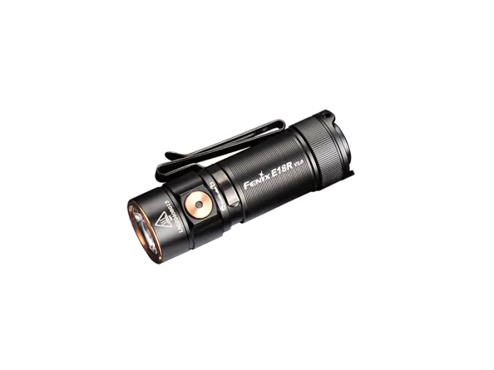 Фонарь ручной Fenix E18R V2.0 (возобновлен/ ремонт соединения платы/ открытая упаковка)  