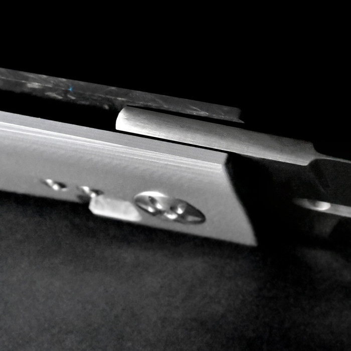 Нож Maserin Daga, Elmax, fat carbon, синий  