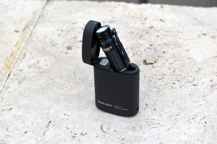 Подствольный фонарь Olight Baton 3 серия премиум с зарядной станцией, 1200 люмен  