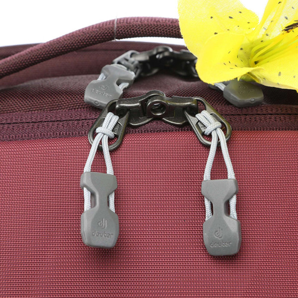 Рюкзак Deuter Aviant Carry On 28 SL цвет 5543 maron-aubergine  
