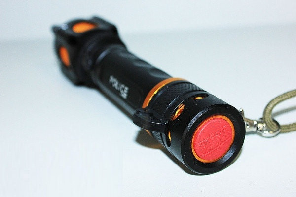 Карманный фонарь Poliсe 12V X007/855-T6,18650, серый XM-L  