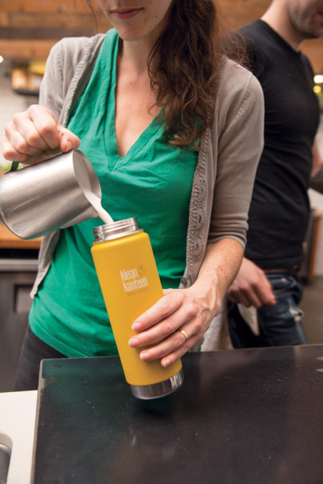 Термофляга Klean Kanteen Wide Vacuum Cafe Cap Lemon Curry Matt 592 мл  