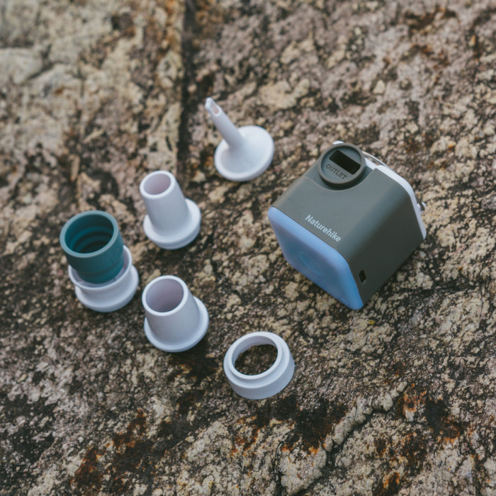 Многофункциональный воздушный насос-фонарь Naturehike CNK2550ZM012, зеленый  