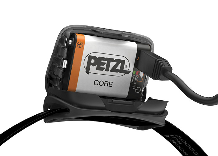 Фонарь Petzl Tactikka Core  