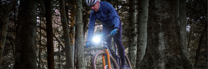 Фонарь Sigma Sport Buster 1100  