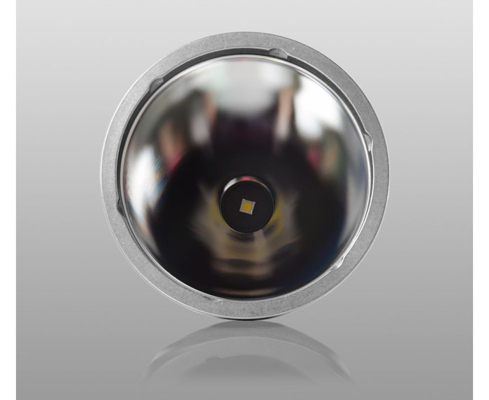 Ручной фонарь Armytek Barracuda v2 XP-L HI, холодный свет, 1150 лм (F03203SC)  