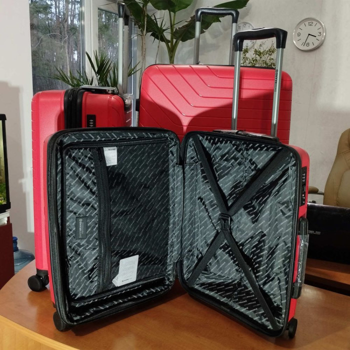 Чемодан Swissbrand Eden (L) Red (SWB_LHEDE201L)  