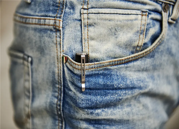 Карманный фонарь Lumintop EDC AA 550LM IPX8 черный  