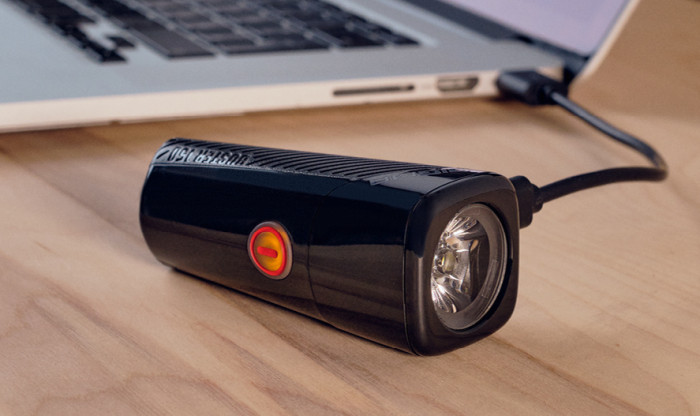 Фонарь Sigma Sport Buster 150  