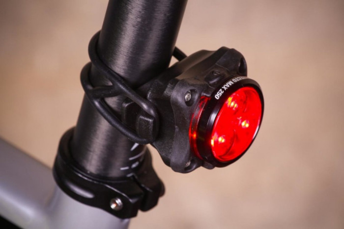 Крепление Lezyne MOUNTING STRAP HECTO/MICRO/MACRO Y7-Y8  