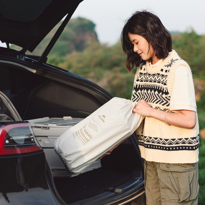 Матрац самонадувающийся автомобильный двойной Naturehike CNK2450WS010, светлый хаки  