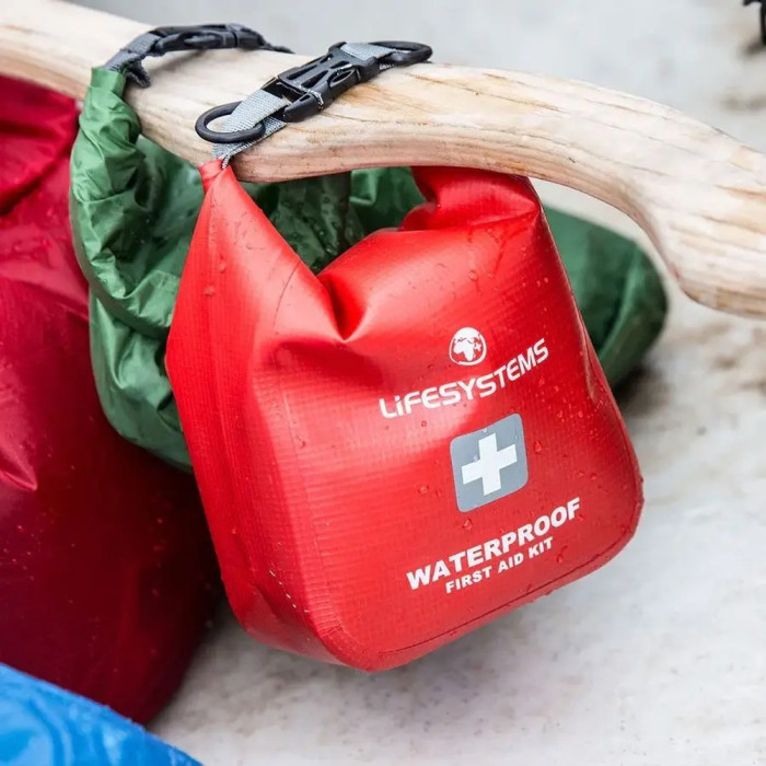 Аптечка Lifesystems Waterproof First Aid Kit  