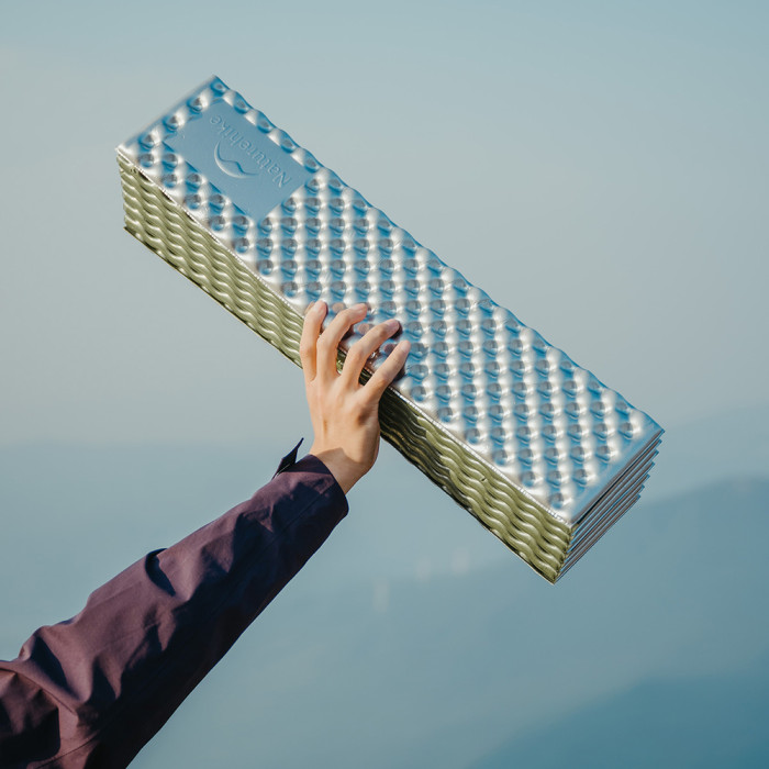 Коврик складной двойной IXPE Naturehike CNK2450WS044, алюминиевая пленка, 200x120х1,8 см, оливковый зеленый  