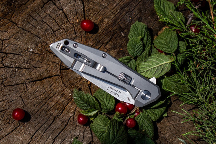 Нож Ruike P135-SF  