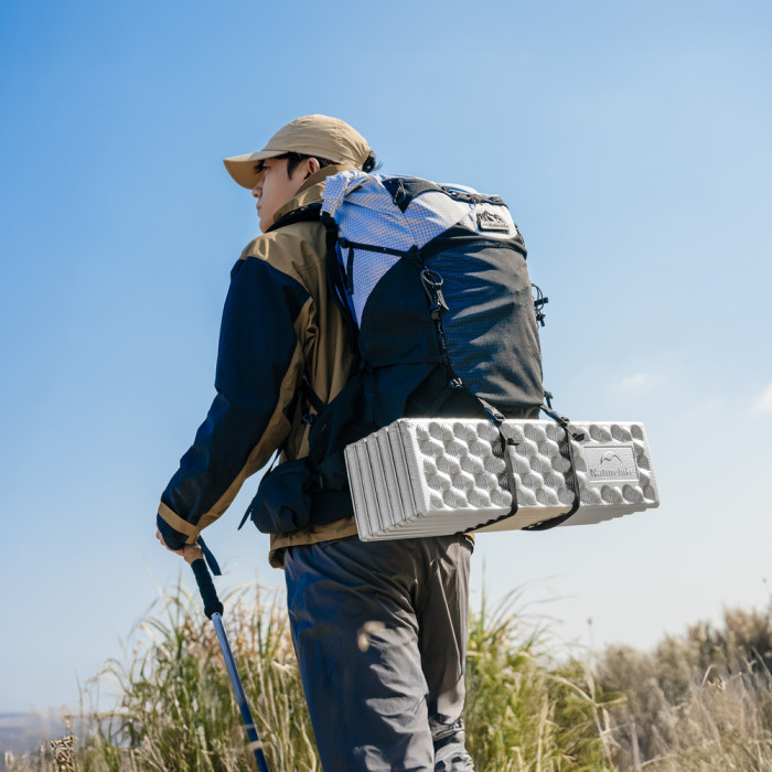 Коврик туристический складной одноместный IXPE Naturehike CNK2650WS010 с алюминиевой пленкой, 200x60x2.3 см, зеленый  
