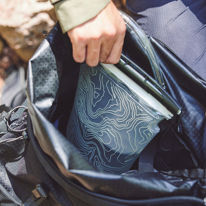 Питьевая система (гидратор) Naturehike CNK2450CF011, 1.5л. прозрачная  