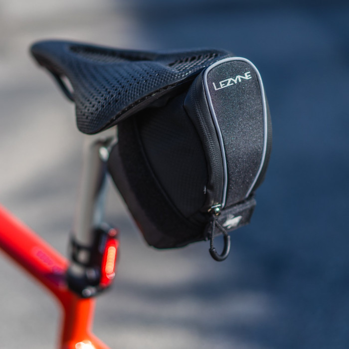 Подседельная сумка Lezyne MICRO CADDY M 0,3л Y13 черная  