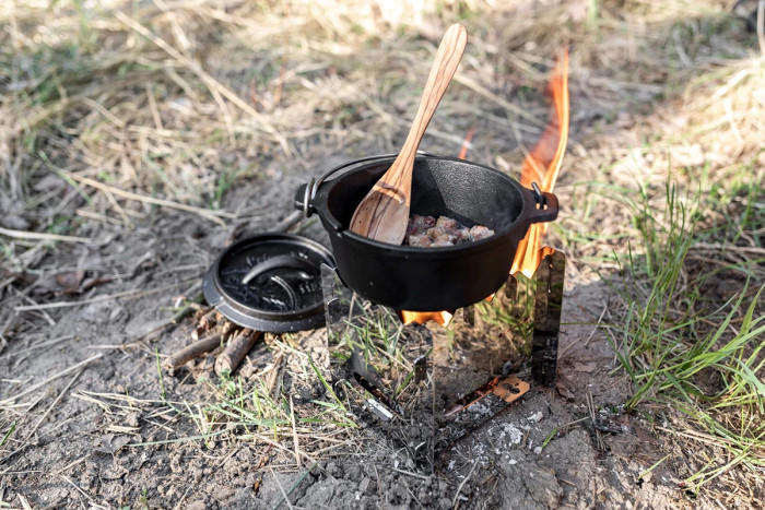Казан-жаровня чугунная Petromax Dutch Oven ft0.5 плоское дно 0,6 л  
