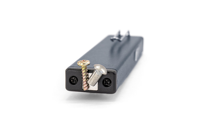 Кемпинговый фонарь Яркий луч XS-200 Scout, черный, 200 лм  