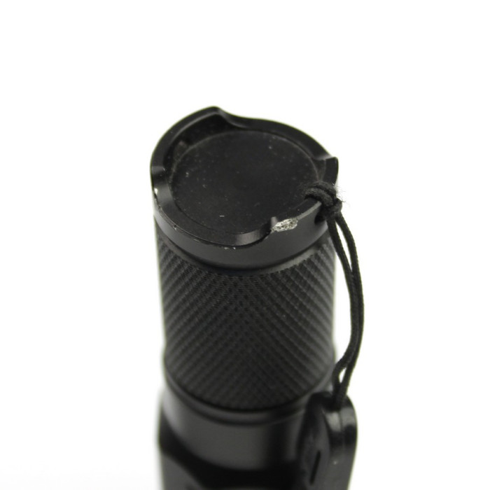 Фонарь Fenix PD12 небольшие царапины, есть темляк, в коробке  