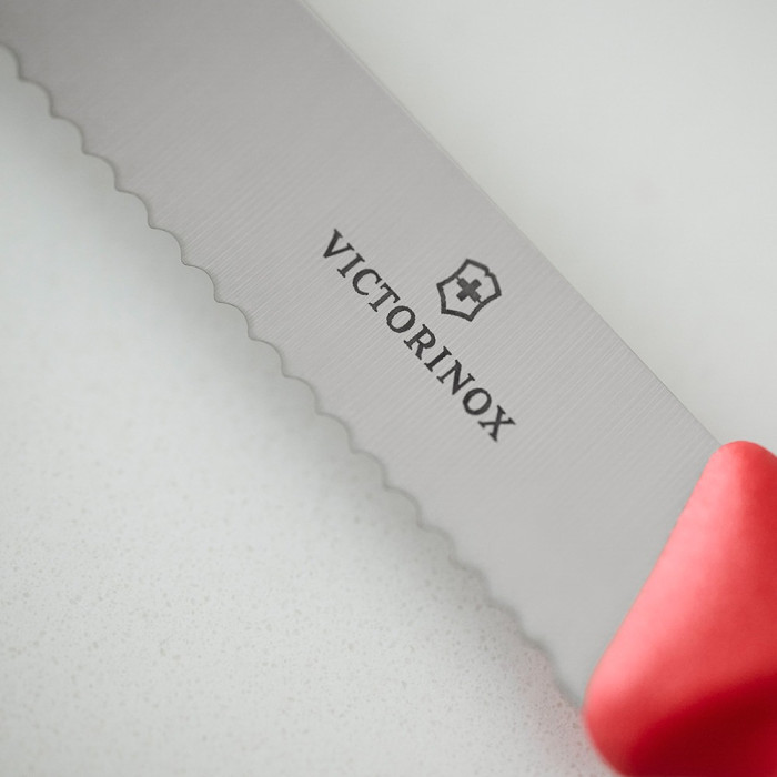 Нож для томатов Victorinox Swiss Classic 11см волн красн 6.7831.C1  