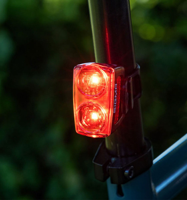 Фонарь Sigma Sport Buster RL 150  