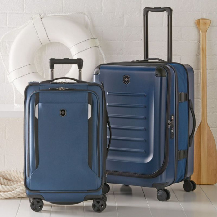 Чемодан на 4 колесах Victorinox Travel Spectra 2.0/Navy M Expandable 62/91 л (Vt601352)  