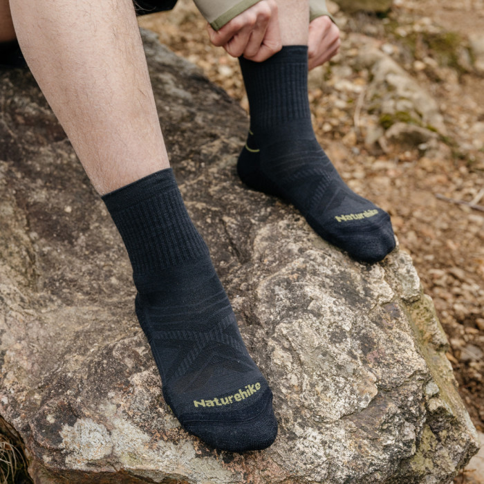 Носки туристические облегченные с амортизацией Naturehike CYY2611FS010, M, черные  